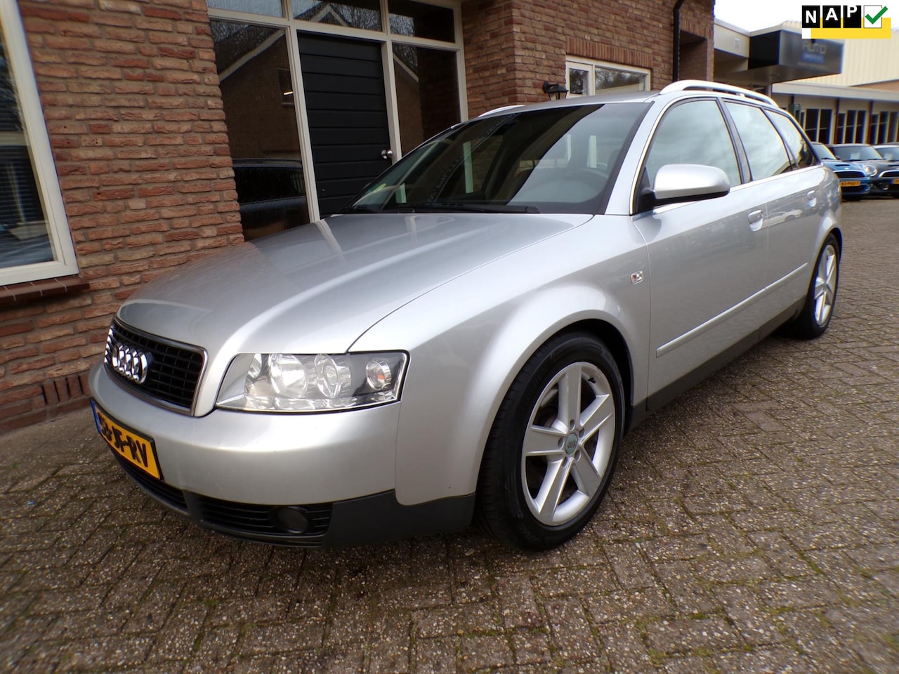 Audi A4 Avant - 3.0 quattro Exclusive Automaat / Leder Alcantara / Clima - AutoWereld.nl