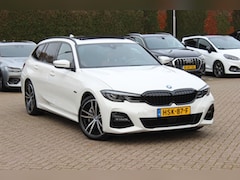 BMW 3-serie Touring - 330e High Exe. M Sport / Panoramadak / Camera / Luxe Leder / Head-up / Keyless / 19'' / Ca