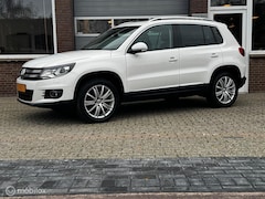 Volkswagen Tiguan - 2.0 TSI DSG 4Motion LEDER/PANO/AIRCO/TREKHAA