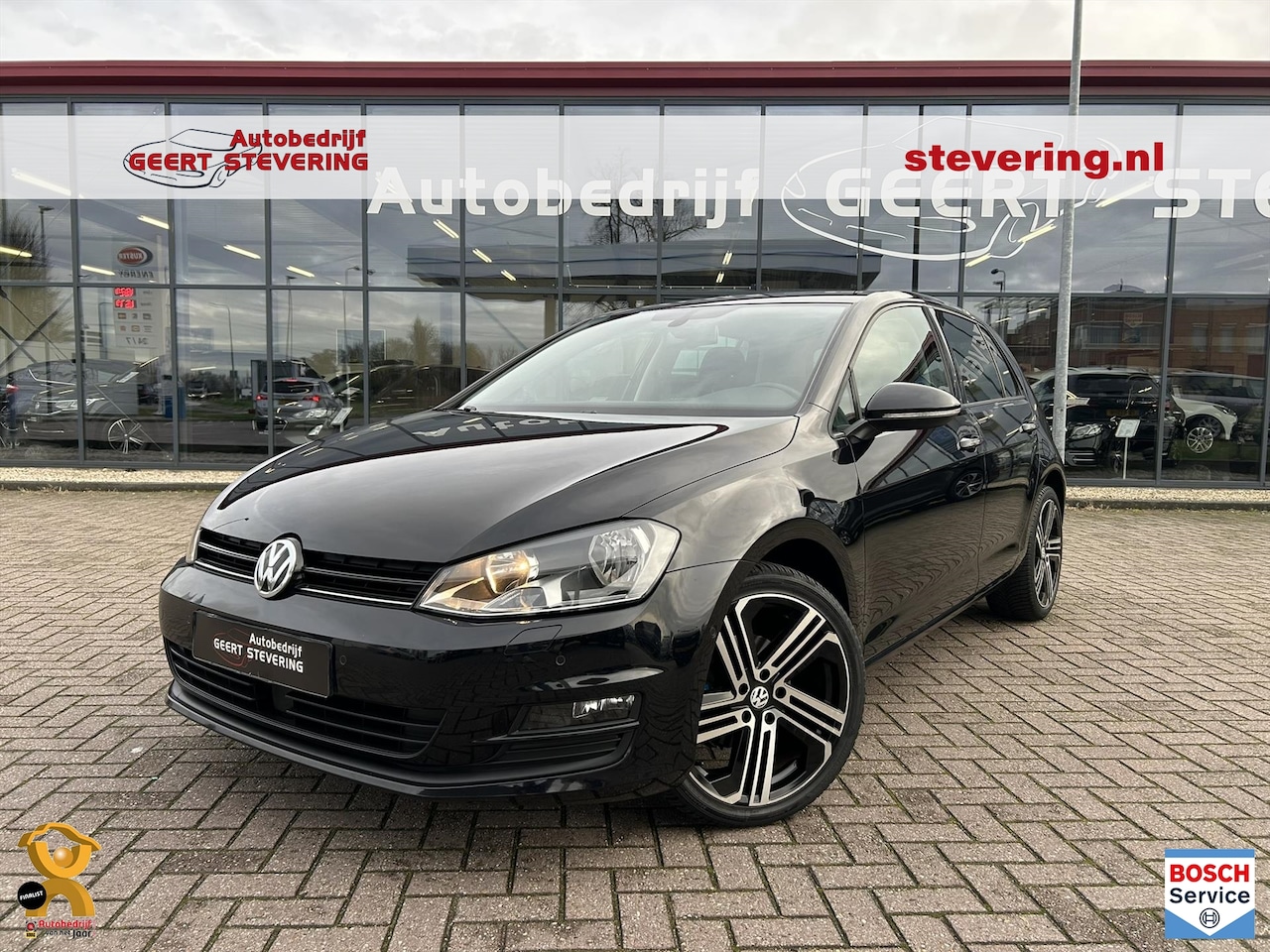 Volkswagen Golf - 1.2 TSI DSG / Navi / Adap-cruise / PDC V + A - AutoWereld.nl