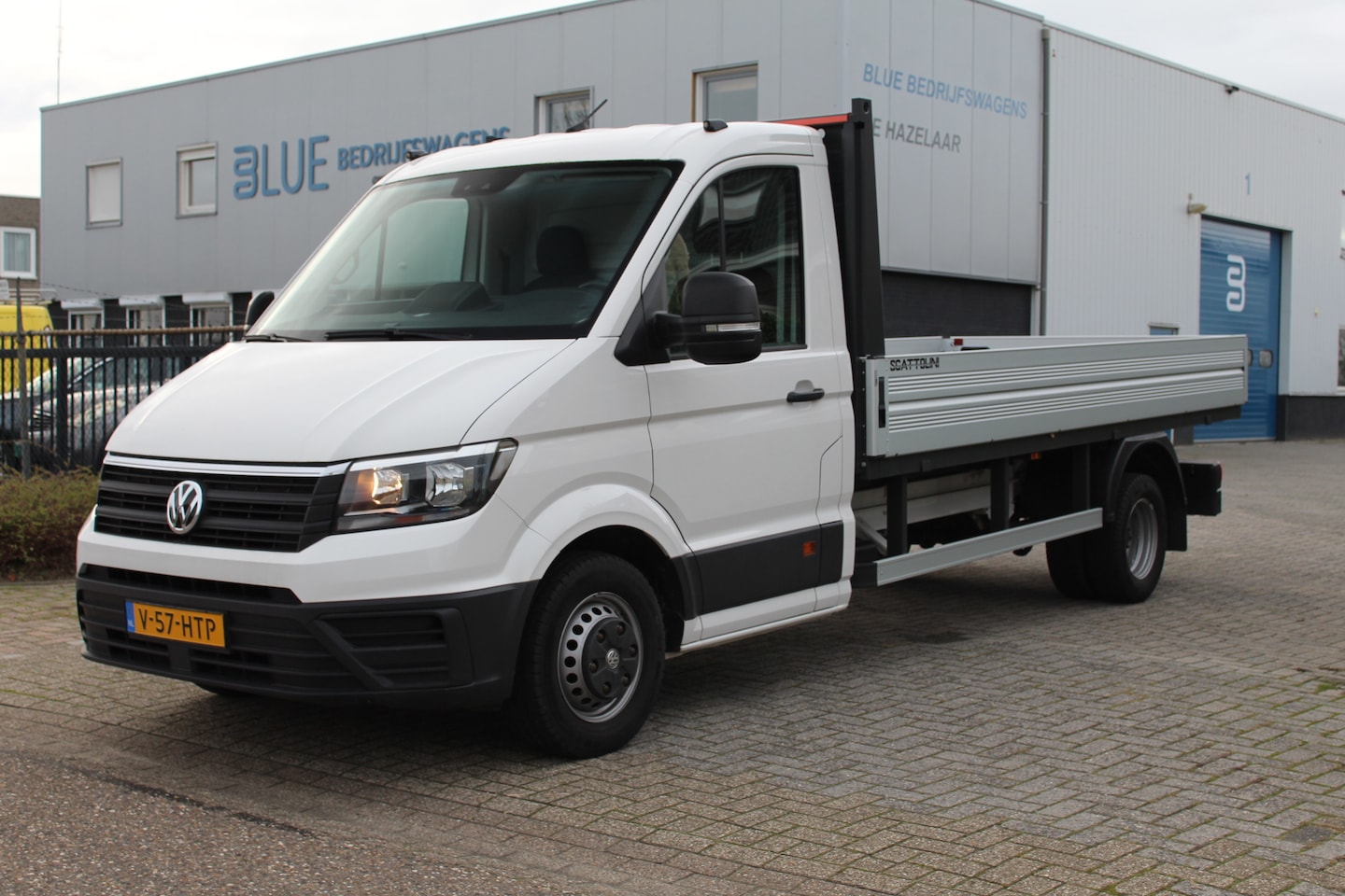 Volkswagen Crafter - 50 2.0 TDI 130KW Euro6 L4 Pick-Up Open Laadbak ✓ 3,5Ton haak ✓ dubbel lucht ✓ airco - AutoWereld.nl