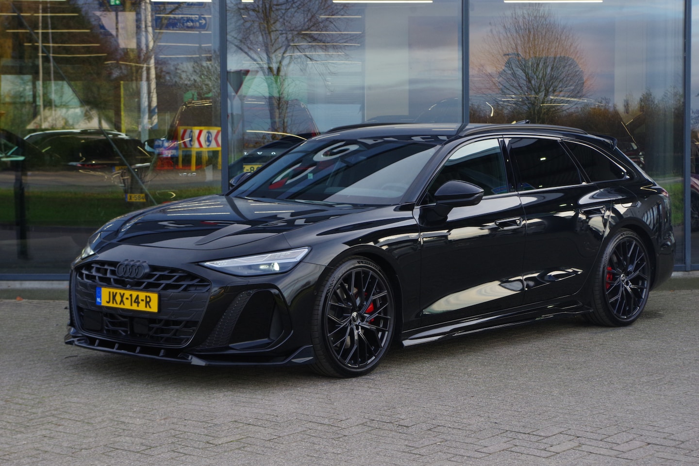 Audi A6 Avant - 2.0 e-Hybrid 367 PK Plug-In Quattro Competition S-Line Edition, Luchtvering, Trekhaak, Pan - AutoWereld.nl