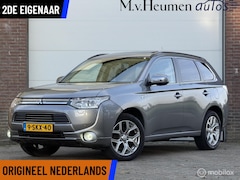 Mitsubishi Outlander - 2.0 PHEV Intense + Adaptive Cruise Schuif/kanteldak Leder Camera Trekhaak