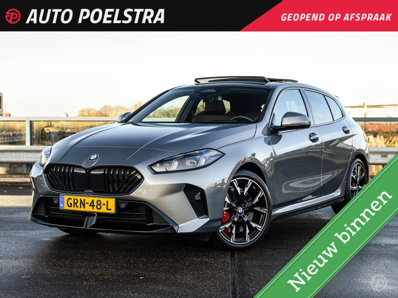 BMW 1-serie - 120 M Sportpakket Pro Panoramadak Harman Kardon HUD Rondomzicht Camera Matrix LED Keyless - AutoWereld.nl