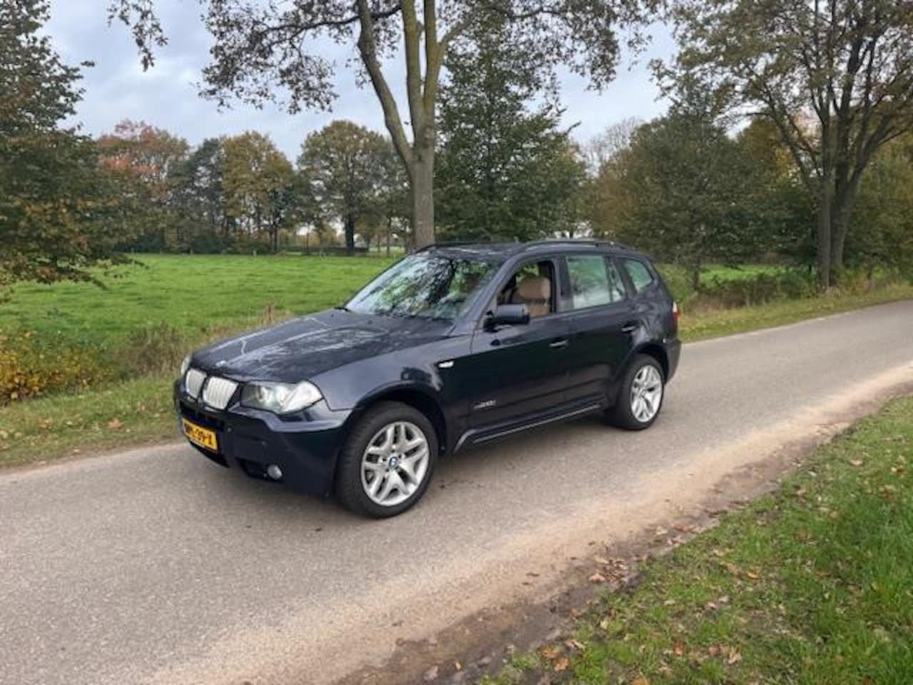 BMW X3 - XDrive 35d High Executive M-Pakket *Youngtimer* - AutoWereld.nl