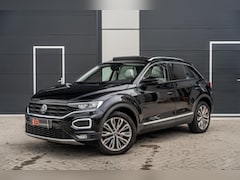 Volkswagen T-Roc - 1.5 TSI Sport Leder|Camera|Carplay|Pano|VOL
