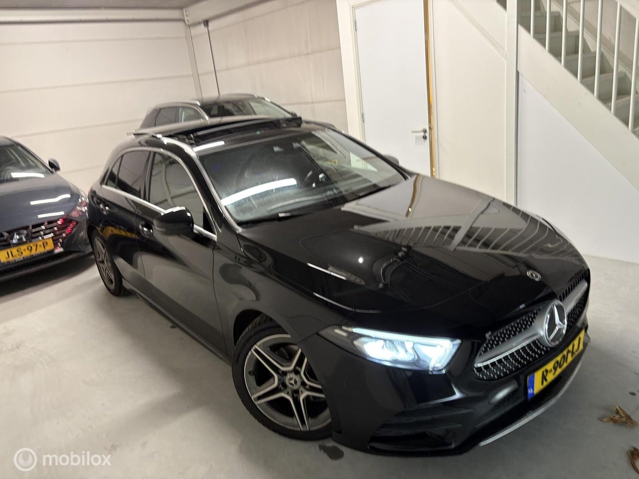 Mercedes-Benz A-klasse - 200 AMG Line PANO/SFEER/ASSIST! - AutoWereld.nl