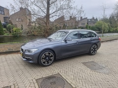 BMW 3-serie Touring - 328i High Executive