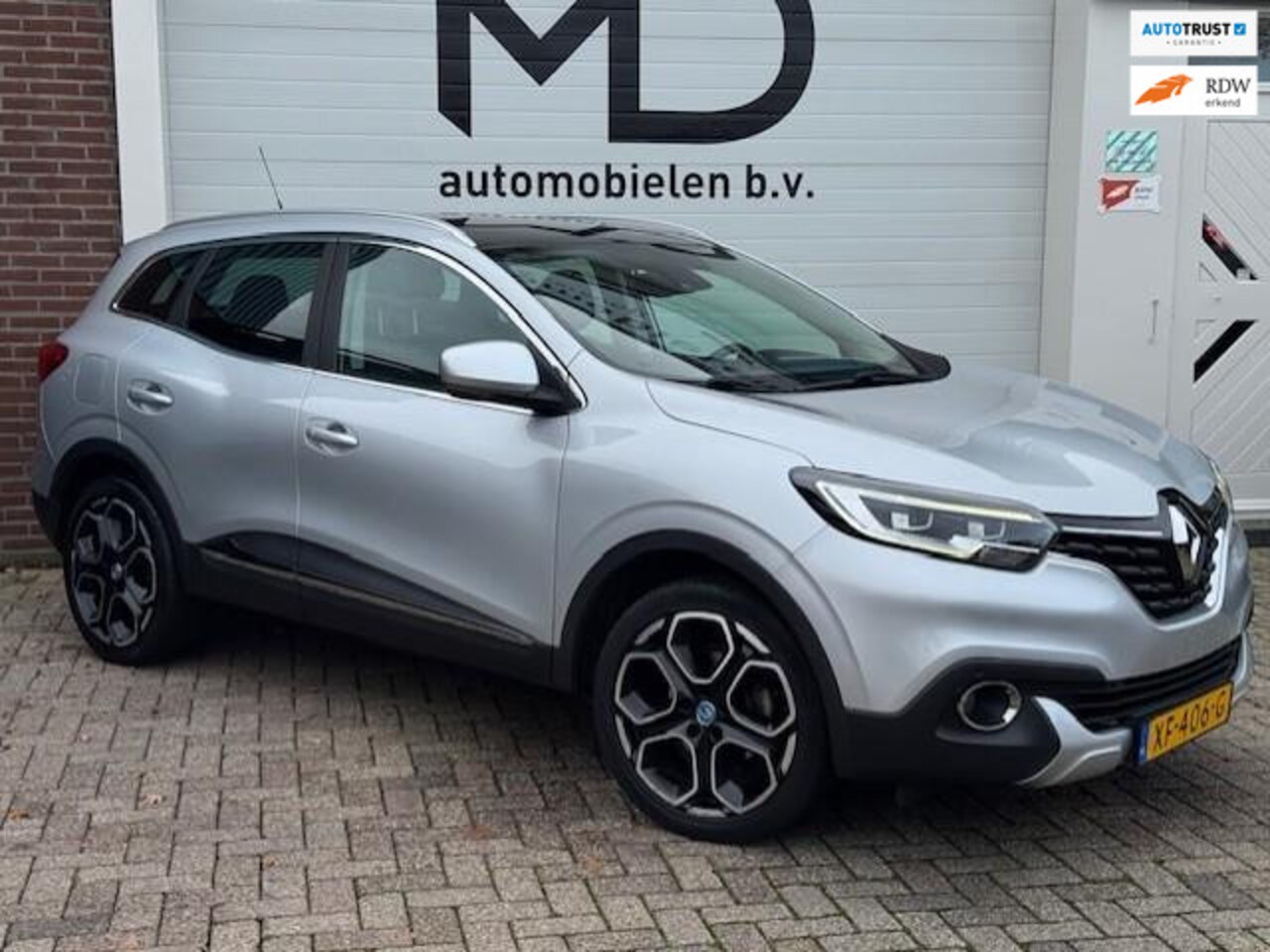 Renault Kadjar - 1.2 TCe Bose Sport edition - Panoramadak -LED - AutoWereld.nl