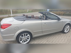 Opel Astra TwinTop - 1.8 Cosmo