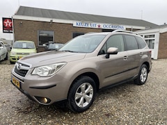 Subaru Forester - 2.0 Luxury Automaat, trekhaak, Dealer onderhouden 4x nieuwe Vredestein Quatrac banden
