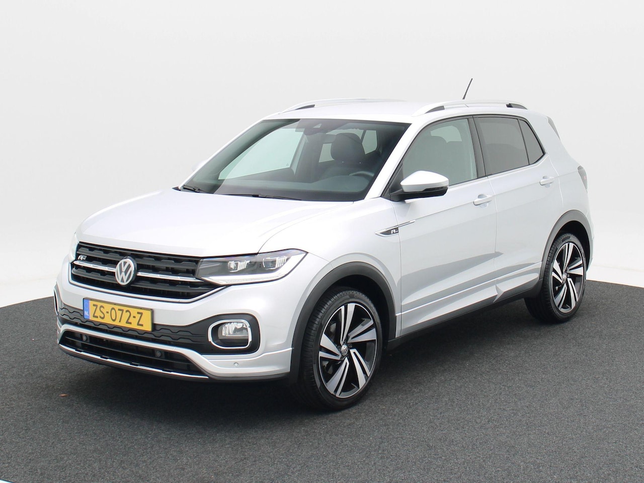 Volkswagen T-Cross - 1.0 TSi 115 Pk Style R-Line | Adaptive Cruise | Stoelverwarming | CarPlay | Navigatie | Pa - AutoWereld.nl