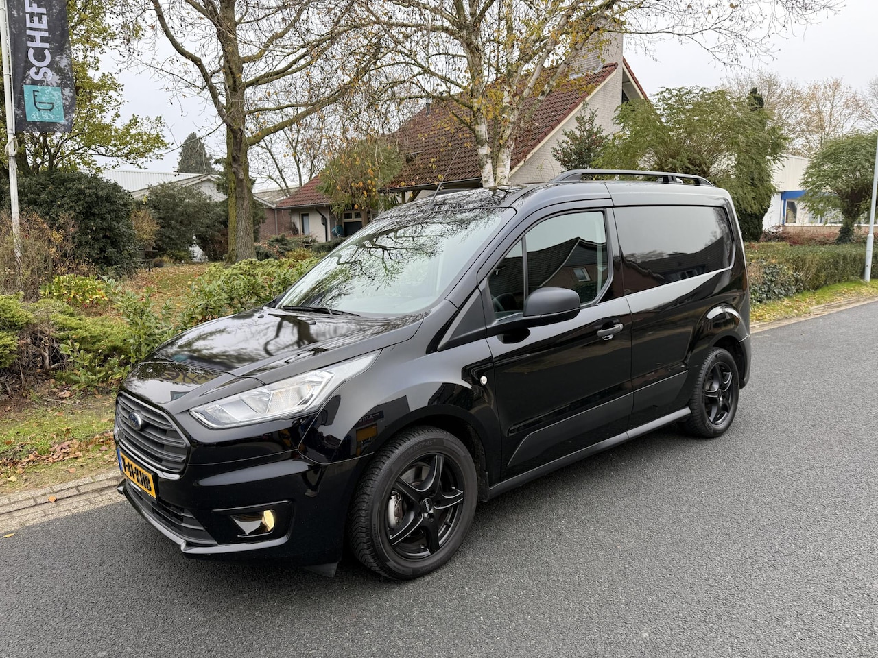 Ford Transit Connect - 1.5 TDCI ecoBlue 100PK Navi•Airco - AutoWereld.nl