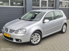 Volkswagen Golf - 1.6 FSI Sportline Automaat | 22.000 KM | 1E EIGENAAR | UNIEK |