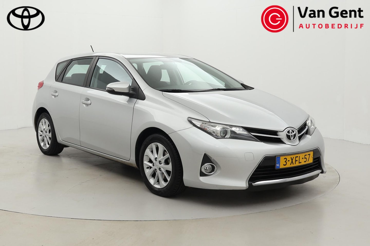 Toyota Auris - 1.3 Now | Origineel NL | Cruise Control | Clima | 16 inch - AutoWereld.nl