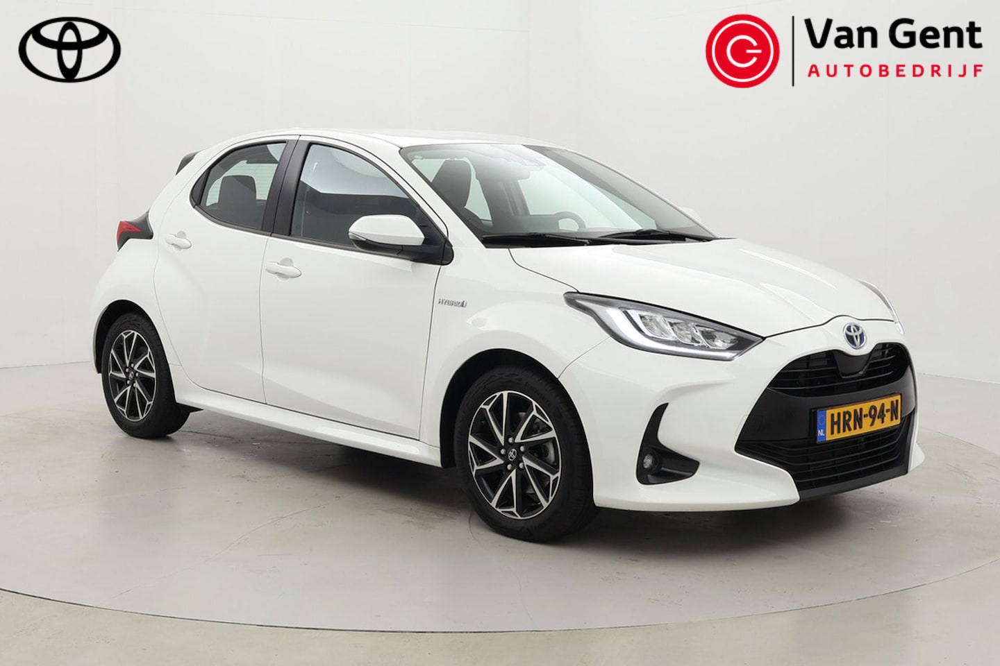 Toyota Yaris - 1.5 Hybrid Dynamic | Apple Carplay / Android Auto | Stoelverwarming | Keyless | Adaptive C - AutoWereld.nl