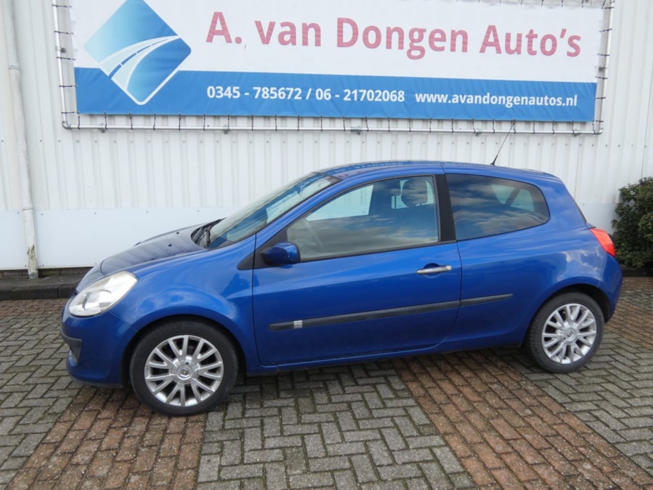 Renault Clio - 1.2 TCE Collection 1.2 TCE COLLECTION,Airco,Cruise,Lichtmetaal - AutoWereld.nl