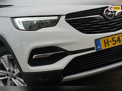 Opel Grandland X - 1.2 Turbo Business Executive - Summit White - Panorama/Carplay/Clima
