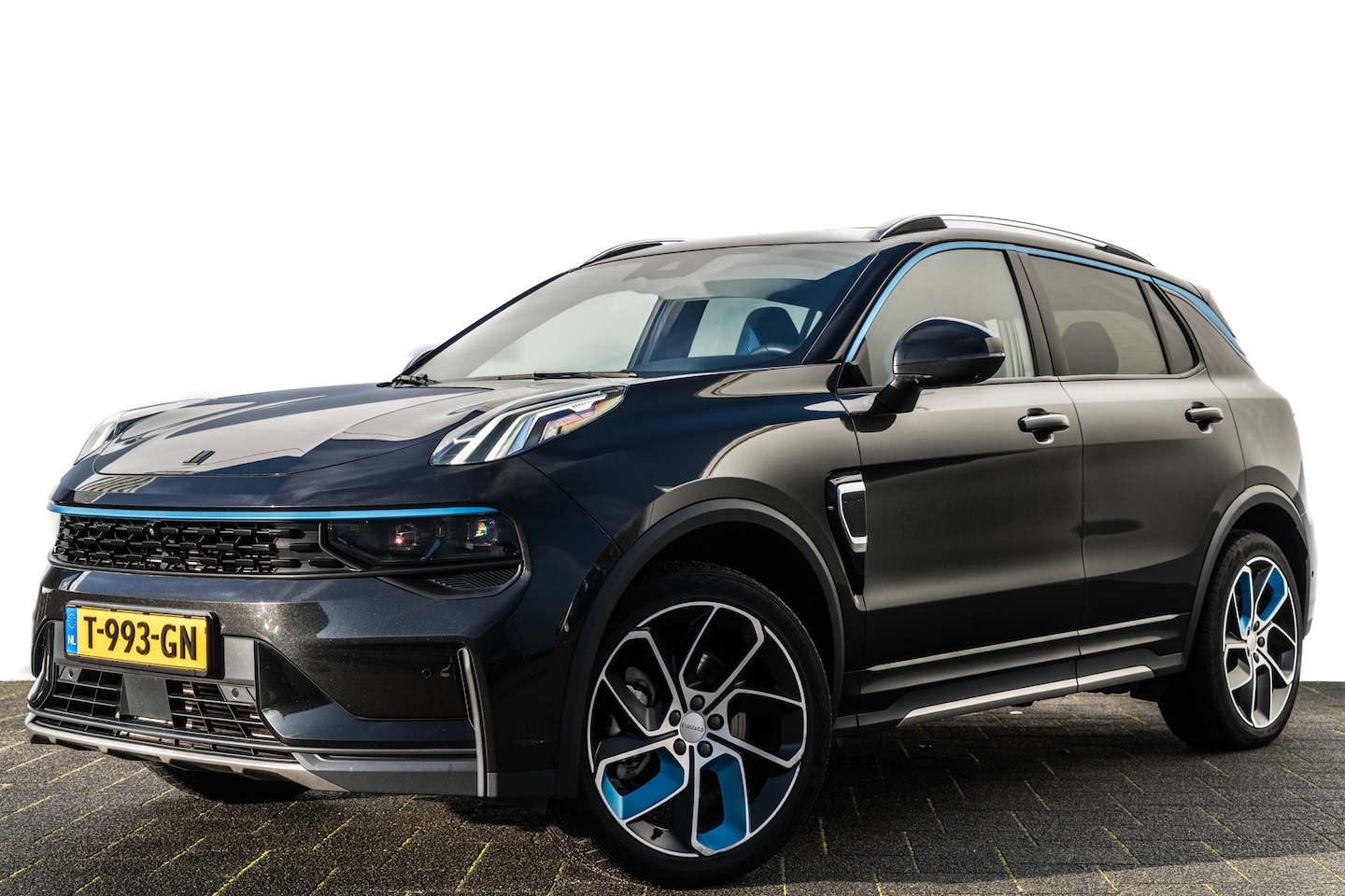 Lynk & Co 01 - 1.5 Plug-in Hybrid 262 Pk I Modeljaar 2023 I Panoramadak I 75 km Elektrisch I 360 Camera I - AutoWereld.nl
