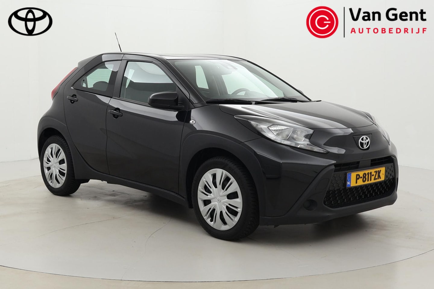 Toyota Aygo X - 1.0 VVT-i MT Play | Apple Carplay / Android Auto | Adaptive Cruise | Airco | Camera | Rijs - AutoWereld.nl