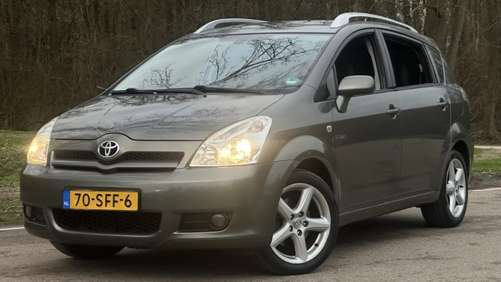 Toyota Verso - 1.8 VVT-i Sol 7p. Airco- Automaat - AutoWereld.nl