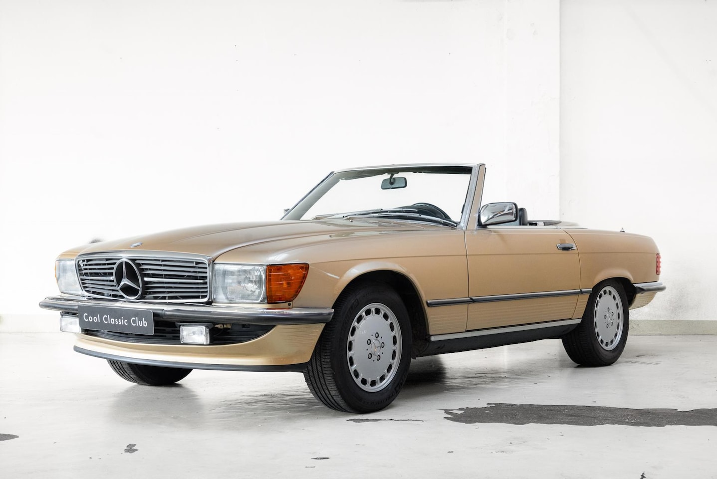 Mercedes-Benz SL-klasse Cabrio - 300 SL - Low Mileage - Dutch Delivered - Manual - - AutoWereld.nl