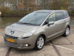 Peugeot 5008 - 2.0 HDI 110KW Executive 2011 7-PERSON/ECC/PANO