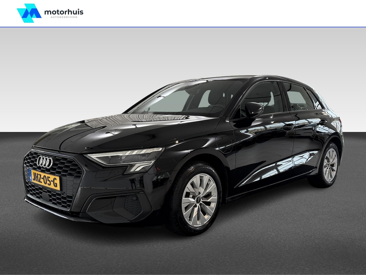 Audi A3 Sportback - 40 TFSI 204PK PHEV AUTOMAAT BUSINESS EDITION FULL LED NAVI WINTERPACK - AutoWereld.nl