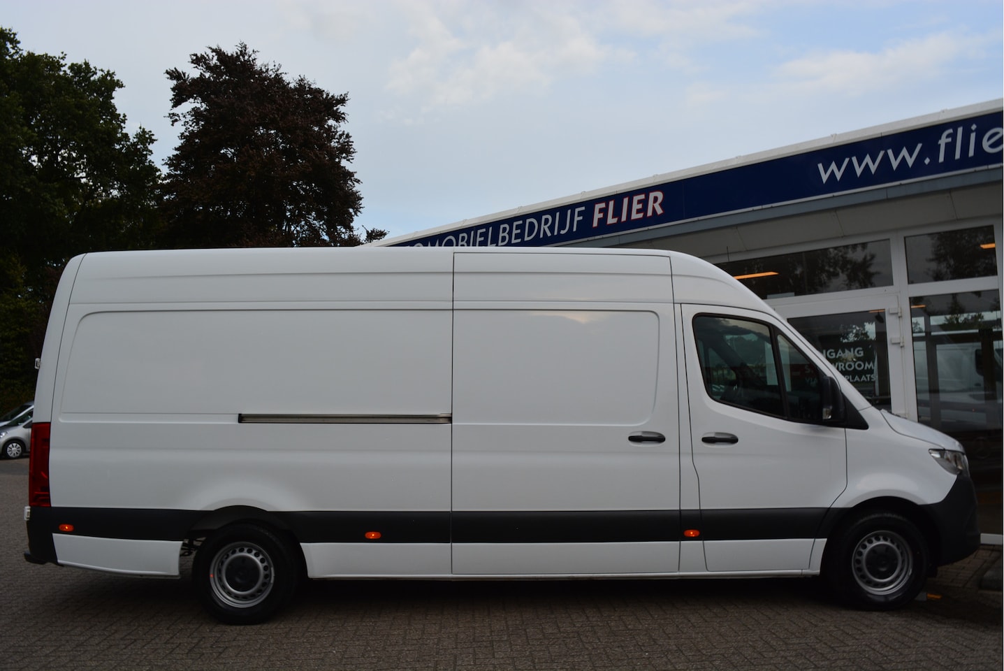 Mercedes-Benz Sprinter - 316 2.2 164PK L3H2 Automaat | Cruise | 3 Zits | Camera | EURO 6 | - AutoWereld.nl