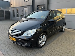 Mercedes-Benz B-klasse - 200 Turbo 5DRS|AUTOMAAT|AIRCO|Panoramadak |Parkeersensoren|Nieuwe APK