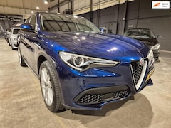 Alfa Romeo Stelvio - 2.0 T AWD B-Tech - Stoel en Stuurverw - Memorystoel - Camera - Navigatie