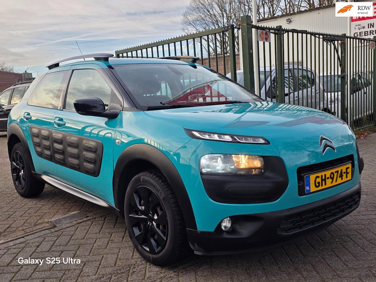Citroën C4 Cactus - 1.2 PureTech Shine 1e eigenaar volledig dealer onderhouden airco elektrische ramen cv op a - AutoWereld.nl