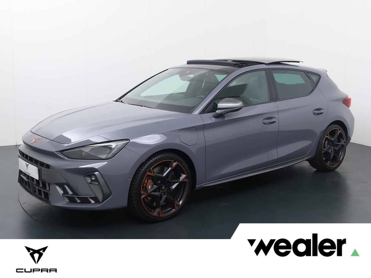 CUPRA Leon - 1.5 TSI e-Hybrid VZ Performance | 272 PK | SoH 100% | Panoramadak | Matrix LED koplampen | - AutoWereld.nl