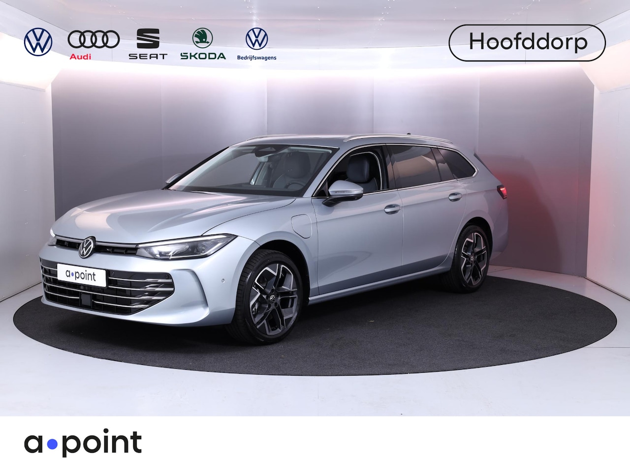 Volkswagen Passat Variant - Elegance Business 1.5 eHybrid 150 kW / 204 pk Vari - AutoWereld.nl