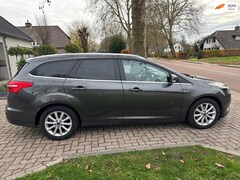 Ford Focus Wagon - 1.0 Titanium