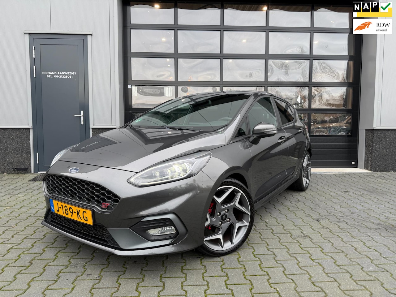 Ford Fiesta - 1.5 EcoBoost ST-3 VOL OPTIES 1STE EIGENAAR - AutoWereld.nl
