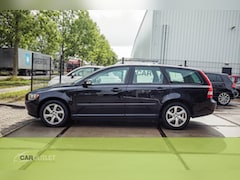 Volvo V50 - 1.8 Edition I NIEUWE APK Zeer goede met ijskoude airco en trekhaak (in 2025 geplaatst) Uit