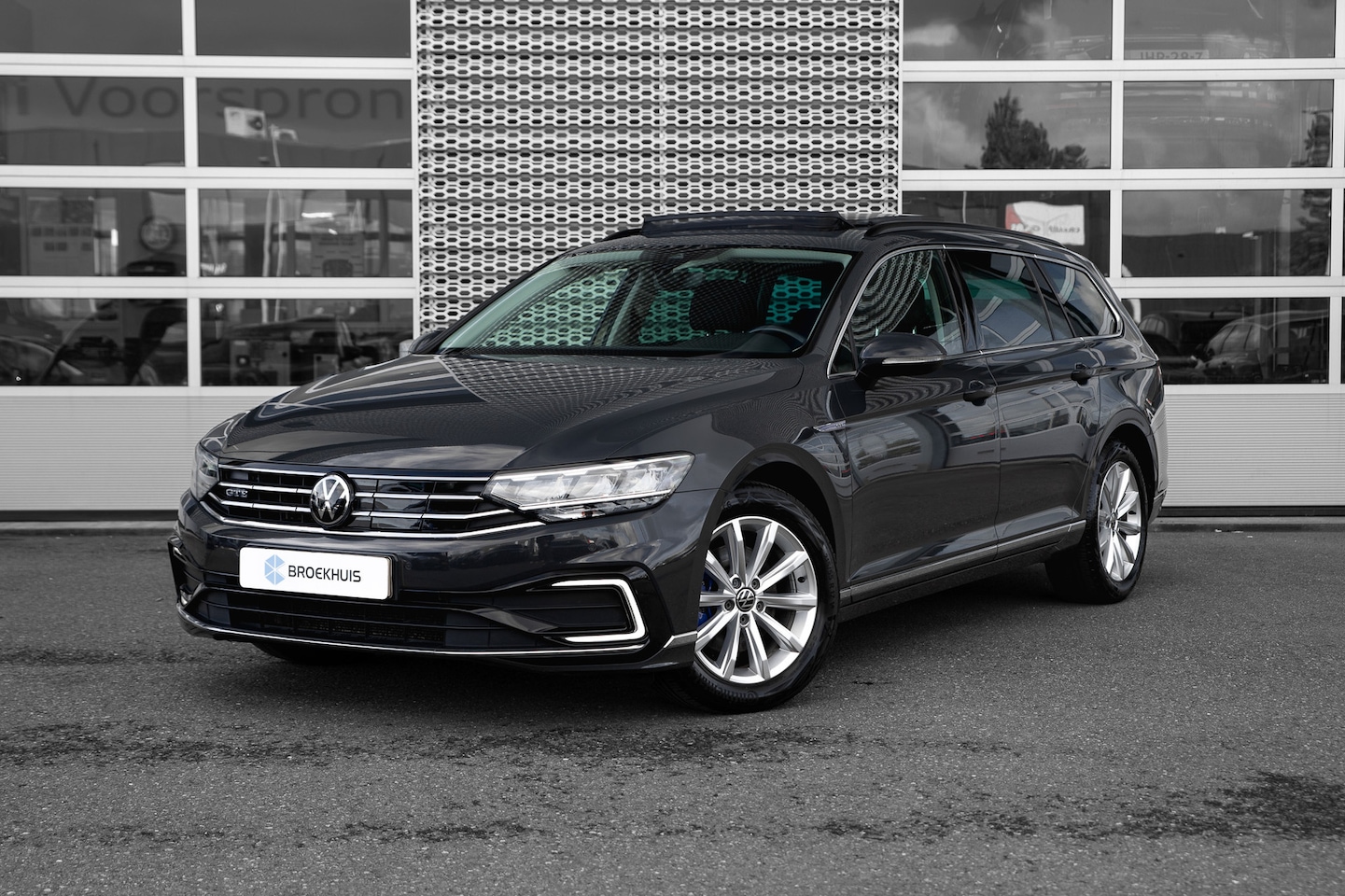 Volkswagen Passat Variant - 1.4 TSI PHEV GTE Business 218pk | Panorama dak | Privacy glass | Navigatie | App connect | - AutoWereld.nl