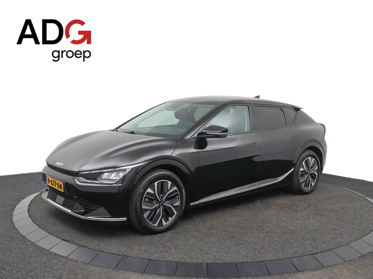 Kia EV6 - Plus AWD 77.4 kWh | Trekhaak | Navigatie | Leder | Parkeercamera - AutoWereld.nl