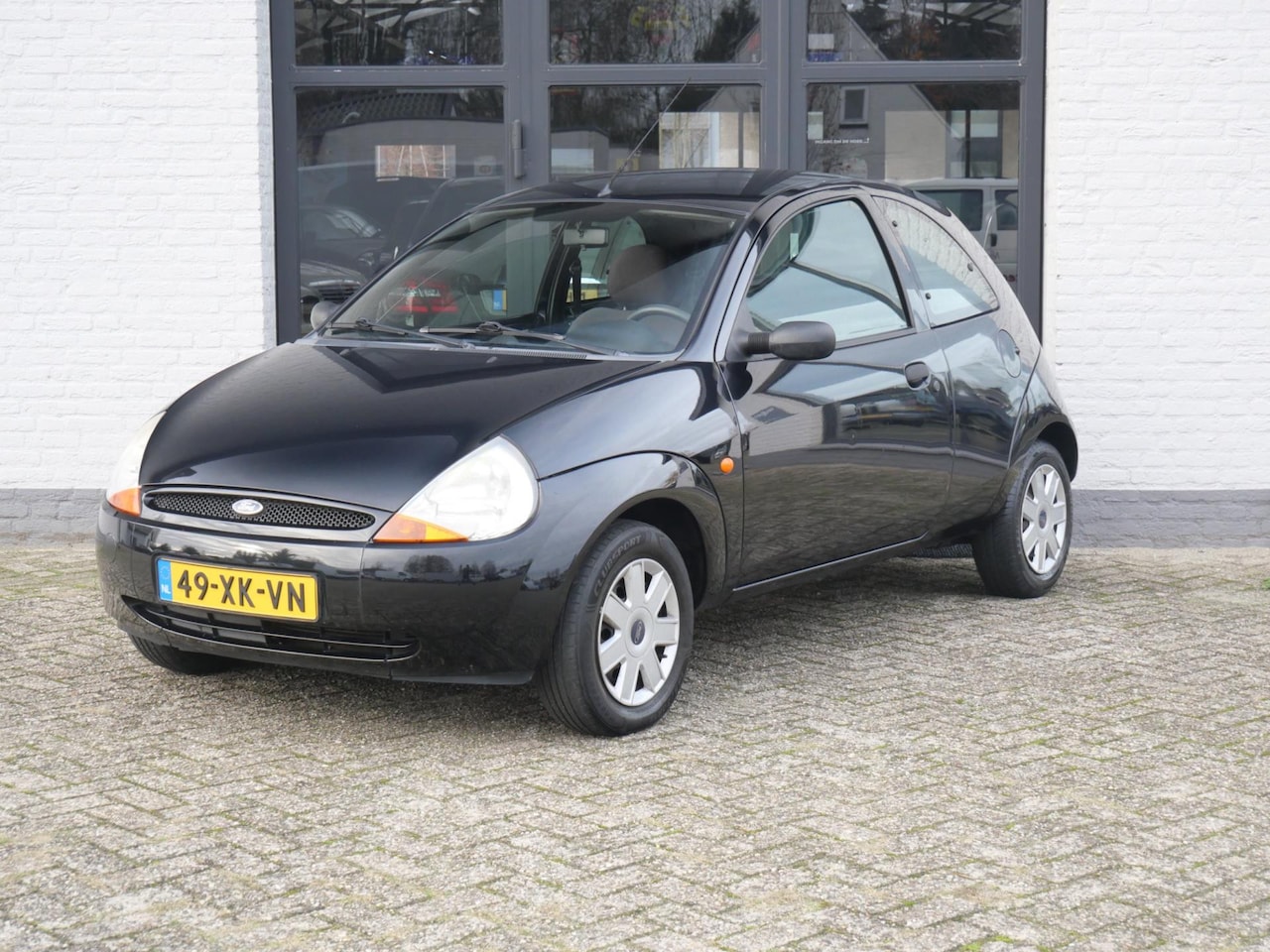 Ford Ka - 1.3 Futura 126.000km !!! Airco Elektr.pakket Stuurbekr. - AutoWereld.nl