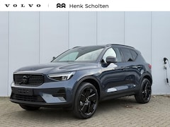 Volvo XC40 - B4 Plus Black Edition *DIRECT LEVERBAAR* Panoramadak | 360 graden camera | 20 inch lichtme