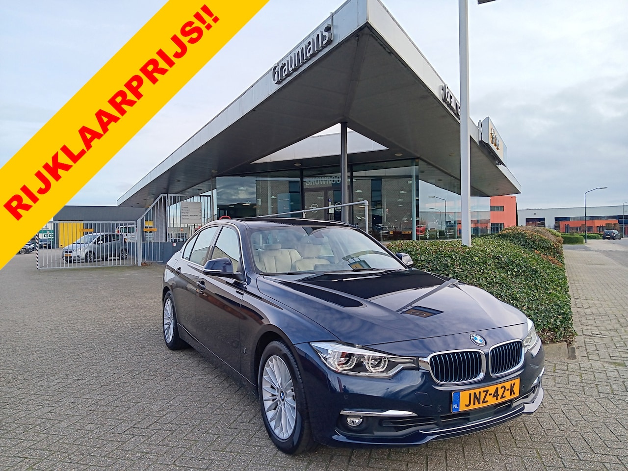 BMW 3-serie - 330e i-Performance High Executive Luxury incl. 12 maanden BOVAG-garantie - AutoWereld.nl
