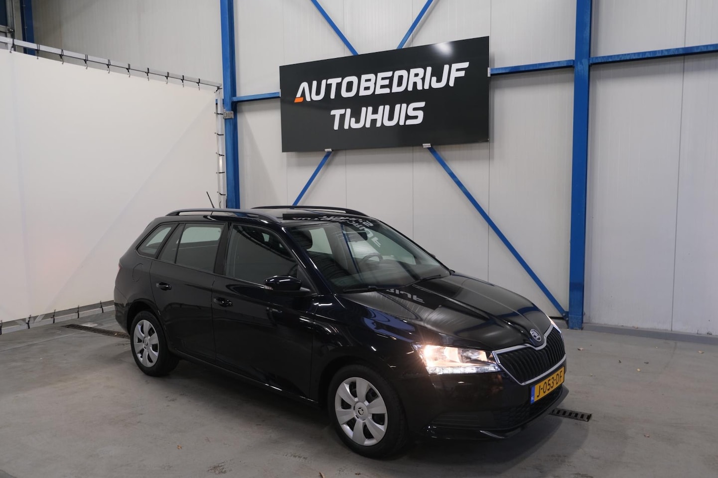 Skoda Fabia Combi - 1.0 TSI Active - N.A.P. Airco, Cruise, Trekhaak - AutoWereld.nl