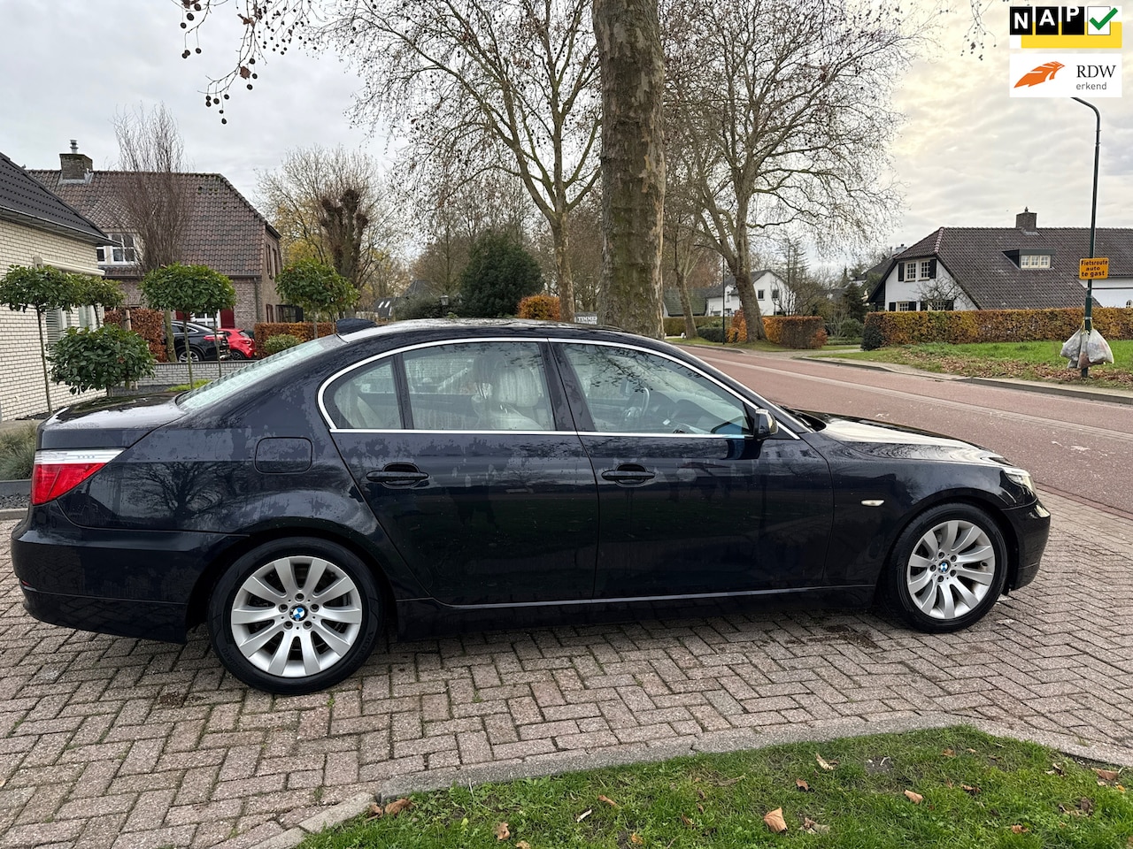 BMW 5-serie - 525d Business Line 525d Business Line - AutoWereld.nl