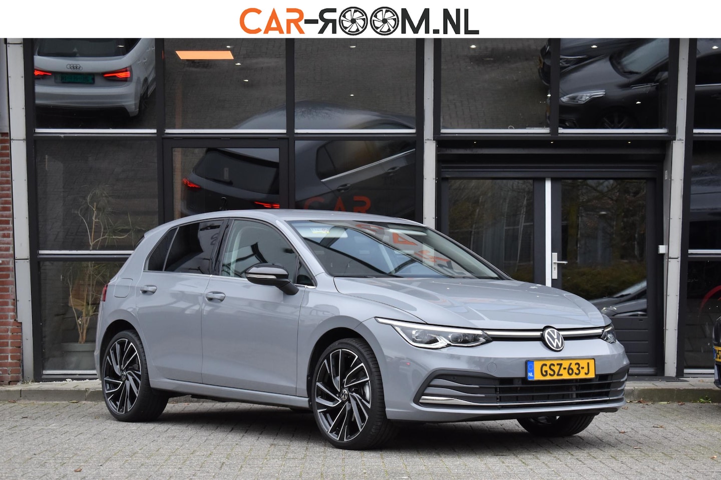 Volkswagen Golf - 1.4 eHybrid Lane ACC Camera Ambiance Massage D.Hoek - AutoWereld.nl