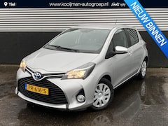 Toyota Yaris - 1.5 Hybrid Trend Automaat, achteruitrij camera, cruise control, elektr. climate control, n