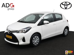 Toyota Yaris - 1.0 VVT-i Aspiration | Trekhaak | Achteruitrijcamera | Airco |