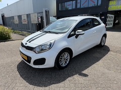 Kia Rio - 1.2 CVVT l met een nieuwe APK leverbaar