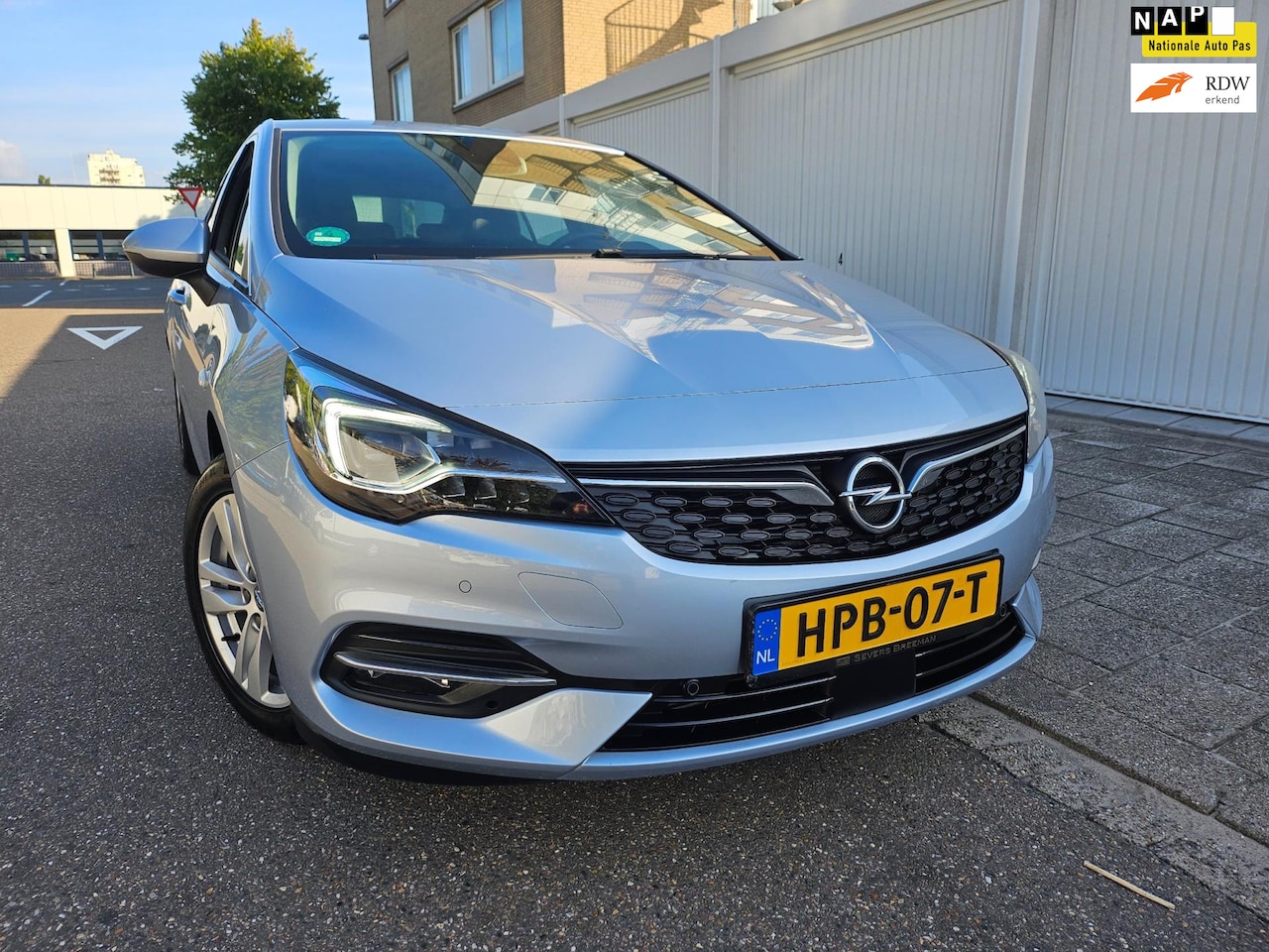 Opel Astra - Ultimate 1.4 Turbo* Aut.* Massage* Leer* 4x stoelverwr* Keyless* - AutoWereld.nl