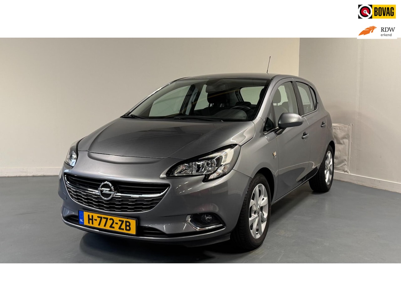 Opel Corsa - 1.4 120 Jaar Edition | 1E EIGENAAR | NAVI + CARPLAY | PARKEERSENS. + CAMERA | - AutoWereld.nl